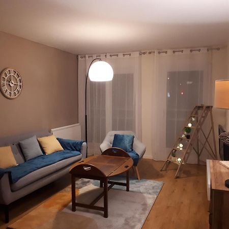 Appartement 3 Chambres 5 Couchages Versailles Exterior photo