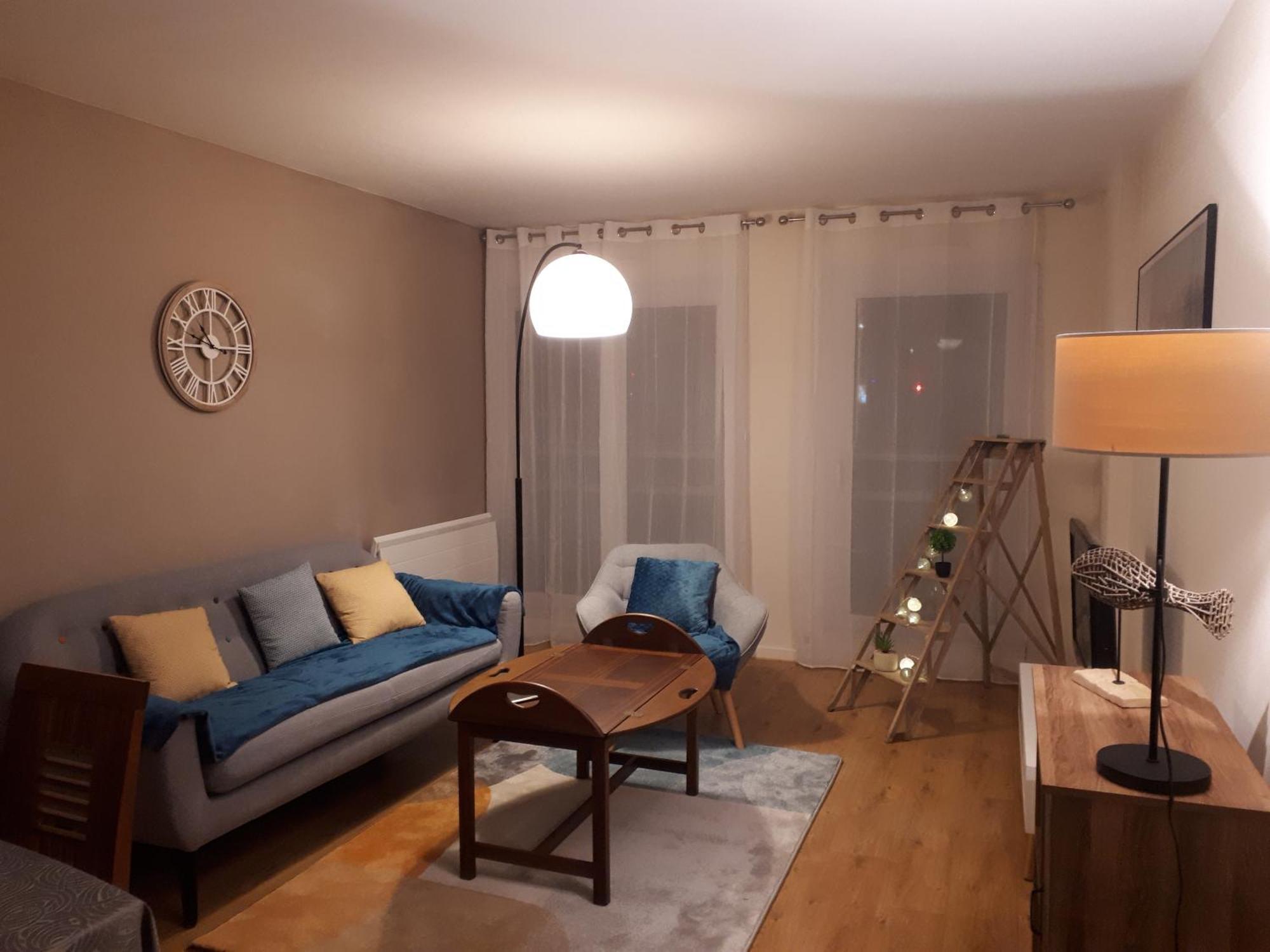 Appartement 3 Chambres 5 Couchages Versailles Exterior photo